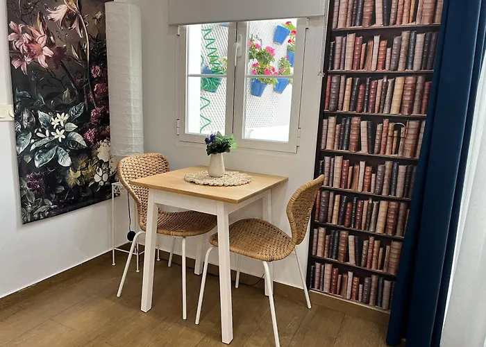 דירה Estudio Luminoso Cerca De La Playa נרחה